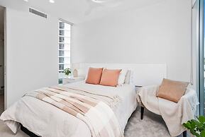 Luxury Beachfront Stay in Kirra