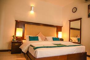 Scarlet White Resort