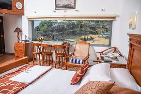 Scarlet White Resort