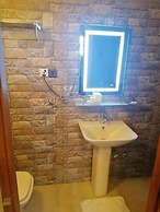 Scarlet White Resort