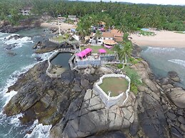 Scarlet White Resort