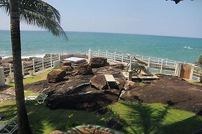 Scarlet White Resort