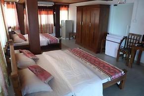 Scarlet White Resort