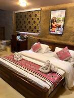 Scarlet White Resort