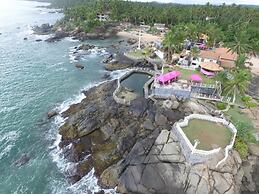 Scarlet White Resort