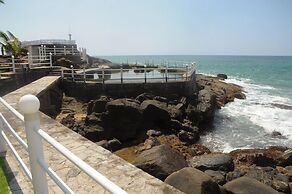 Scarlet White Resort