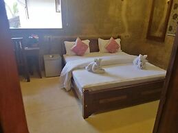 Scarlet White Resort