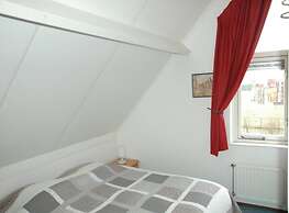 Cosy Holiday Home With Garden