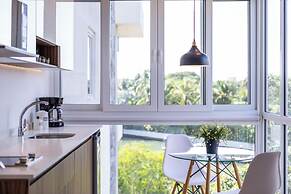 Altamar Canal View Condos