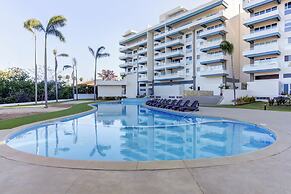 Altamar Canal View Condos