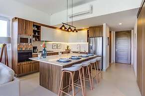 Altamar Canal View Condos