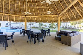 Altamar Canal View Condos