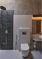 Araaik Beach Village