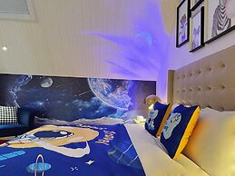 NARADA RESORT SHANGHAI  HOTEL Disney Store