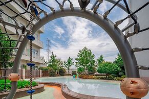 NARADA RESORT SHANGHAI  HOTEL Disney Store