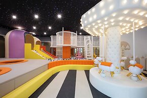 NARADA RESORT SHANGHAI  HOTEL Disney Store