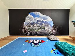 NARADA RESORT SHANGHAI  HOTEL Disney Store