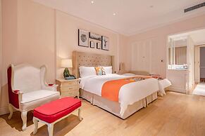 NARADA RESORT SHANGHAI  HOTEL Disney Store