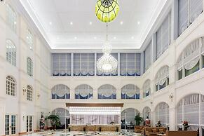 NARADA RESORT SHANGHAI  HOTEL Disney Store