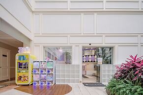 NARADA RESORT SHANGHAI  HOTEL Disney Store