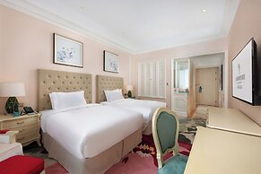 NARADA RESORT SHANGHAI  HOTEL Disney Store