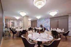 NARADA RESORT SHANGHAI  HOTEL Disney Store