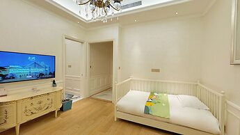 NARADA RESORT SHANGHAI  HOTEL Disney Store