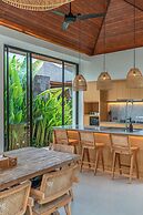 Rosita Ubud - Stunning 5BR Villa
