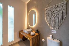 Rosita Ubud - Stunning 5BR Villa