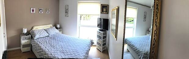 Limegrove Comfortable Three Bedroom House