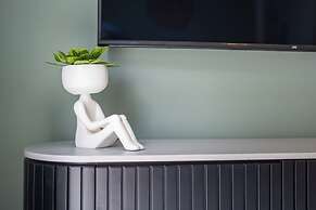 Tranquil Stay Near Beach by Sea N' Rent