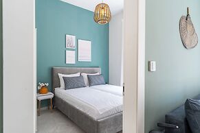 Tranquil Stay Near Beach by Sea N' Rent