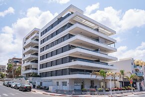 Tranquil Stay Near Beach by Sea N' Rent