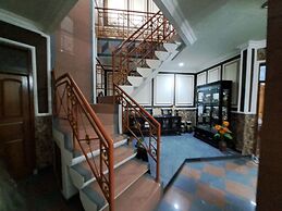 OYO 94417 Putridapisa Guest House