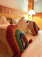 Tirthan Riverside Resort