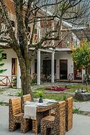 Tirthan Riverside Resort