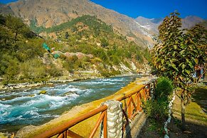 Tirthan Riverside Resort