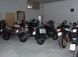 Klaudijas Charming Apartments & Rooms