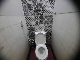 Capital O 94419 Fresh Hotel