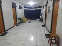 Capital O 94419 Fresh Hotel