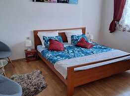 Ellgasi Charming & Cozy Apartment