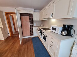 Wonderful Apartment With Views of the Slopes