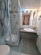 Wonderful Apartment With Views of the Slopes