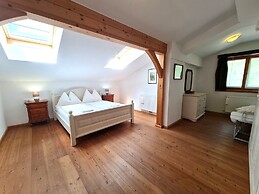 Wonderful Apartment With Views of the Slopes