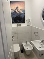 Exclusive Apartment With Scenic View