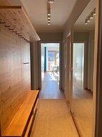 Exclusive Apartment With Scenic View