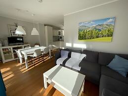 Exclusive Apartment With Scenic View