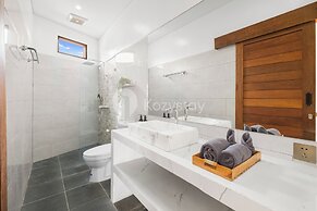 Tirtajaya Villa by Kozystay - Canggu