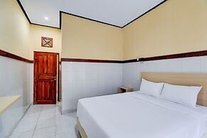 Townhouse Oak Legian Near Legian Beach Formerly Sayang Maha Merta