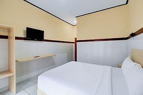 Townhouse Oak Legian Near Legian Beach Formerly Sayang Maha Merta